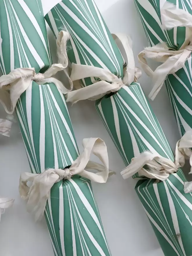 Green candy cane  Christmas crackers - Fill your own