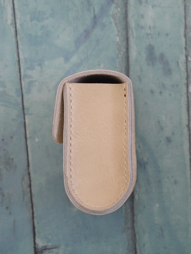 Personalised Leather Double Deck Playing Card Holder. Natural cream case with two packs of playing cards.