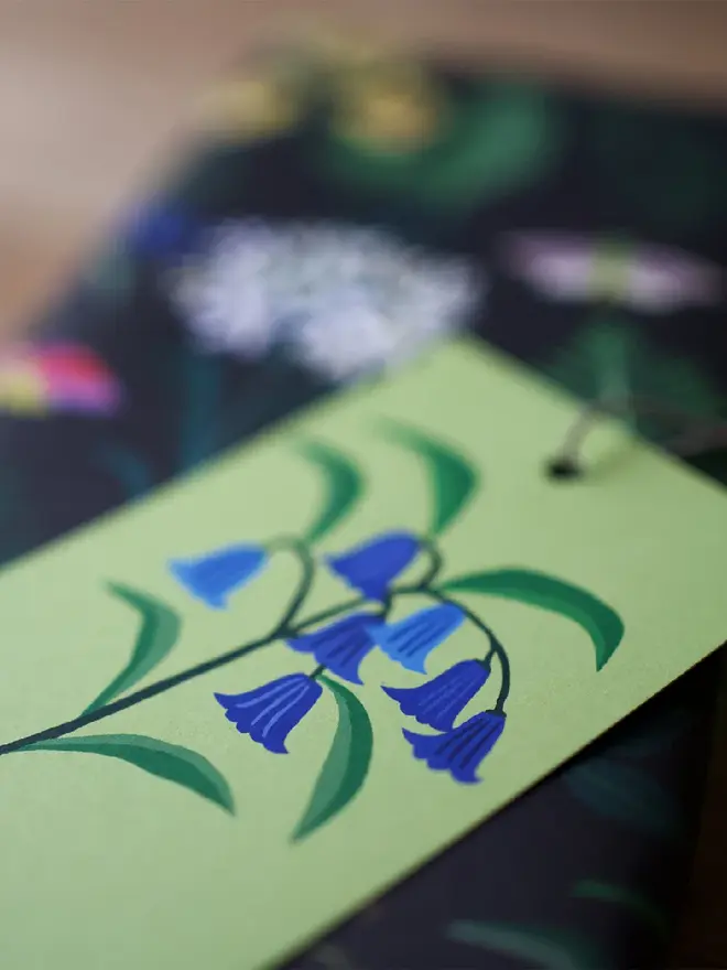 illustrated woodland flower gift tags