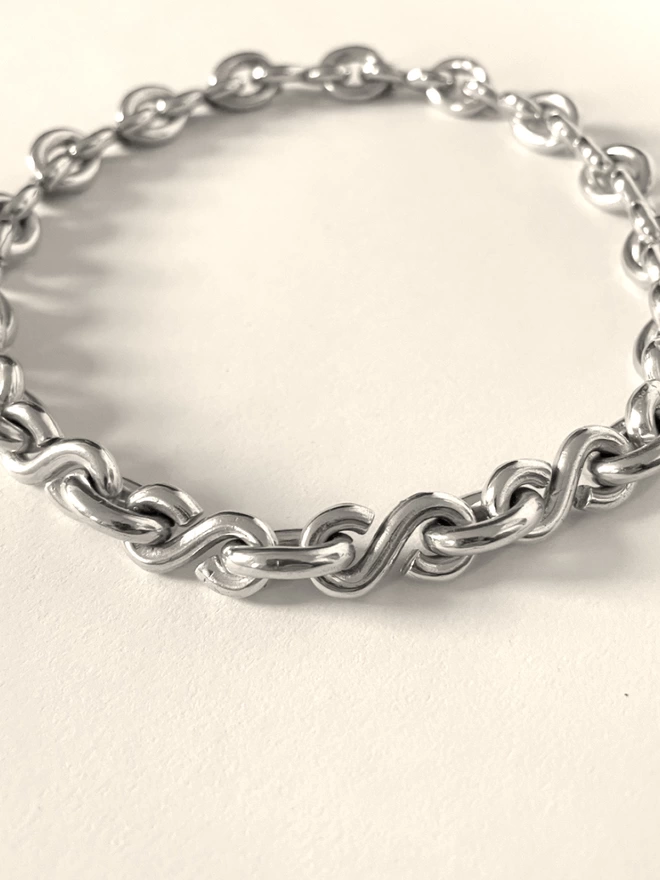 stunning, contemporary silver chunky chain necklace
