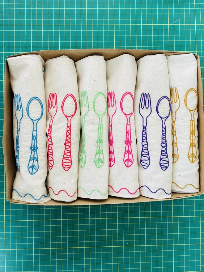 See+QUIN embroidered cutlery napkins in a gift box 
