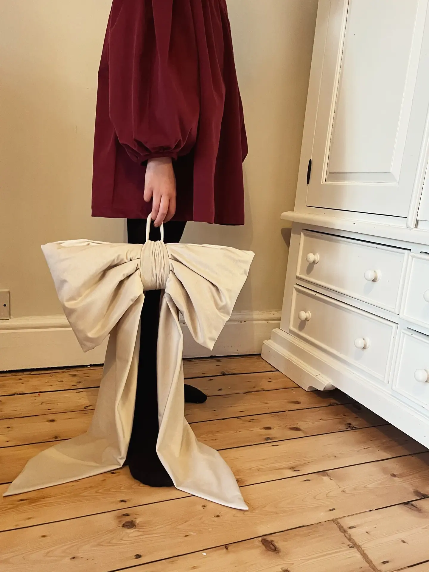 Velvet Extra Large Bow