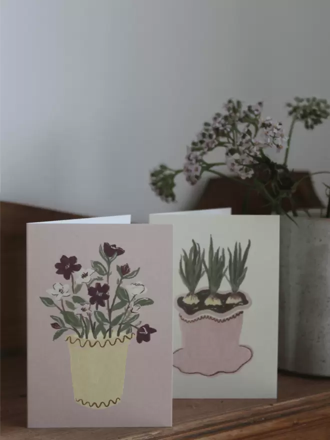 2 floral cards with bulbs and hellebore on. 