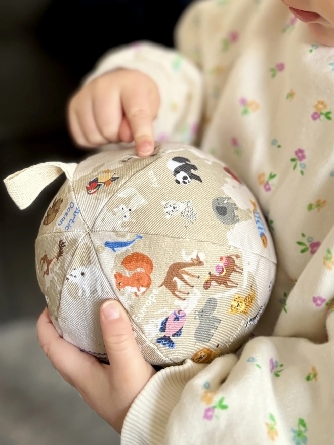 animal world soft toy globe