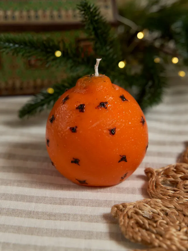 Christmas pomander candle