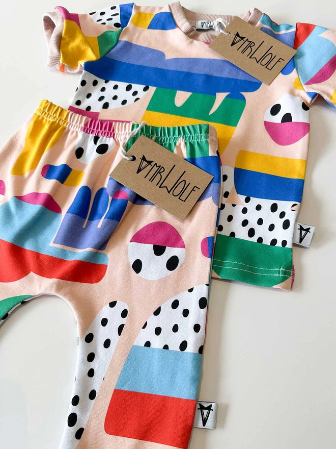 spot collage print, fun colourful. print, baby leggings, toddler leggings, printed leggings