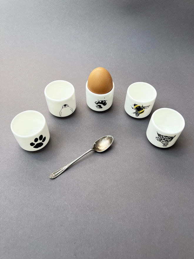 Cockapoo paw, baby up, Dachs paw, bee and peepo Maud eggs cups 