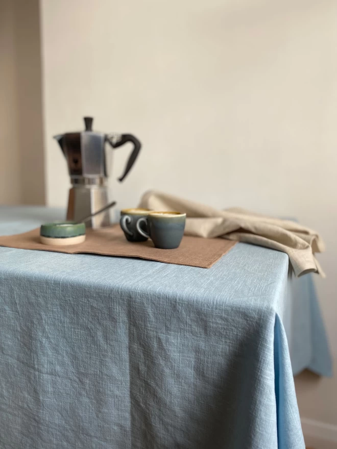 Linen tablecloth for the every day 