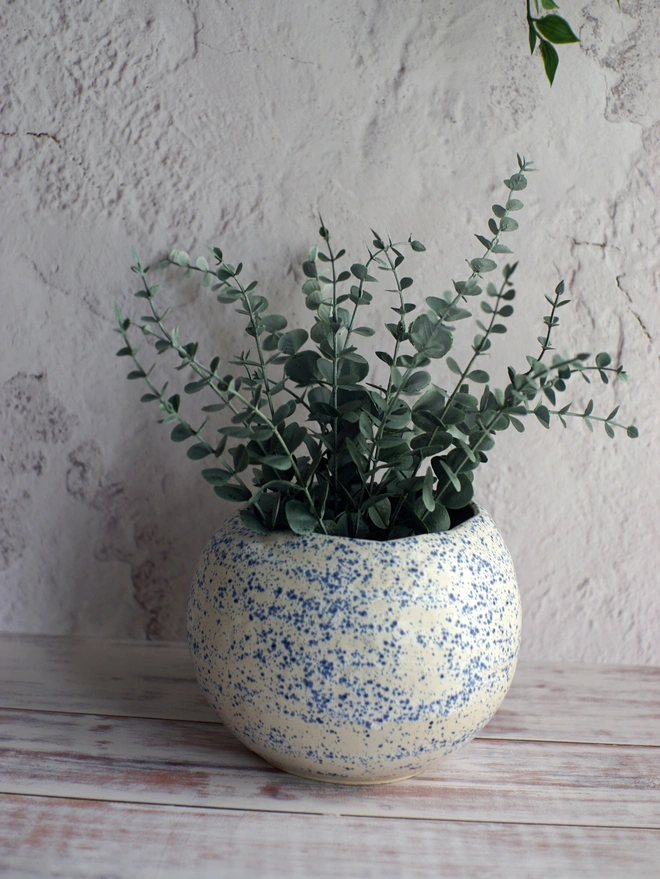 CERAMIC VASE, speckled blue, splatter vase, Globe vase, round vase, Blue and white vase, ceramic vase, Jenny Hopps Pottery