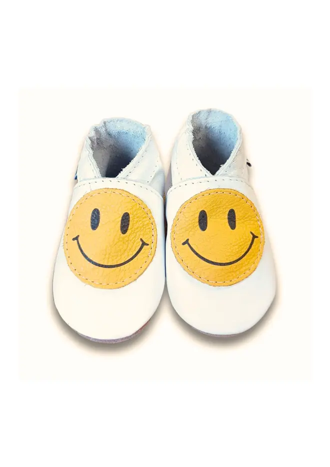 smiley inch blu shoes in white