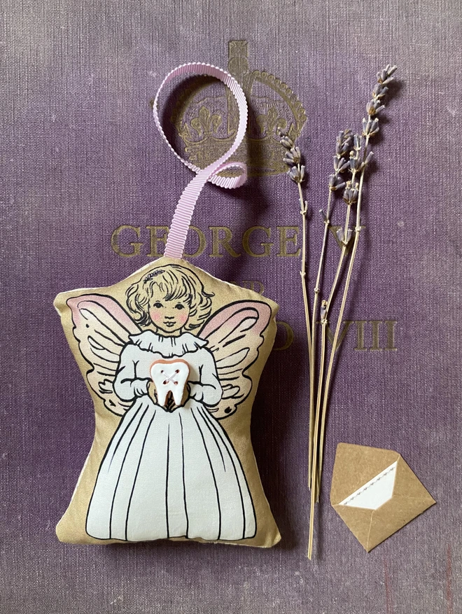 a lavender cushion a tooth fairy