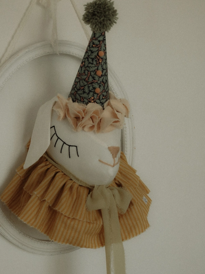 Sheep Head Decor, Animal Wall Mount, Circus hanging Sheep trophy, Nursery farmhouse Art