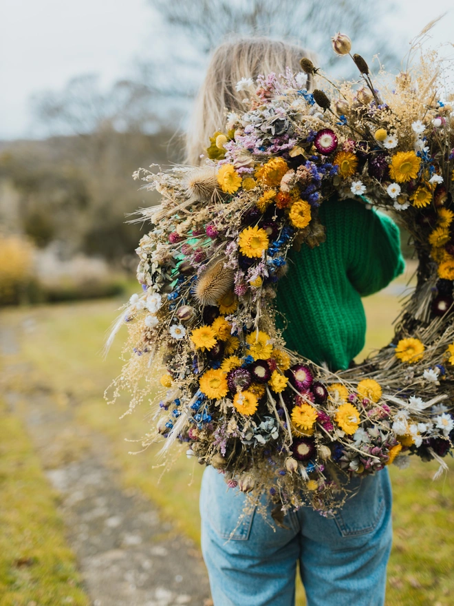 Dried flower wreath