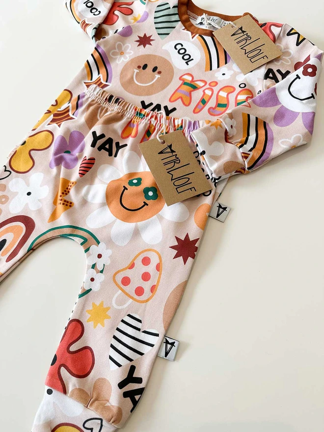 hippy print, retro, 70's style, colourful print leggings, baby leggings, baby & toddler leggings, toddler leggings, fun print leggings, baby clothes, kids clothes