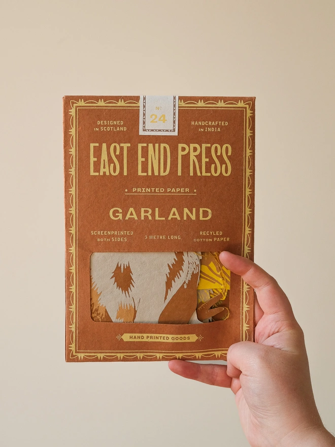 Packaging for rabbit paper garland