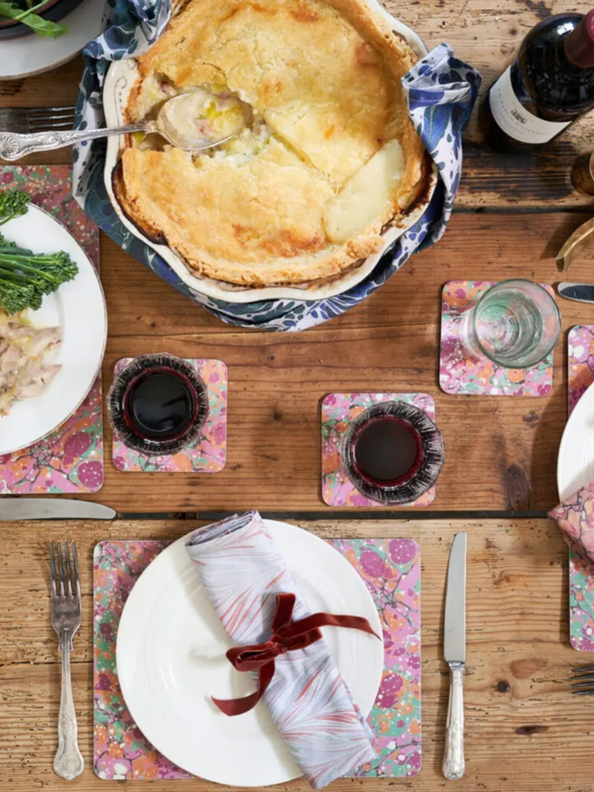 Rectangular Table Mats. Table mats in Diddle.