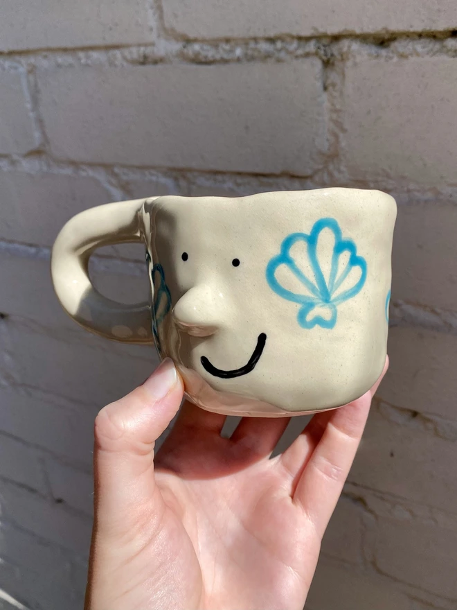 shell mug