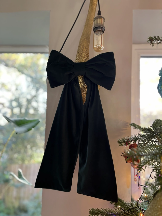 mini velvet green bow