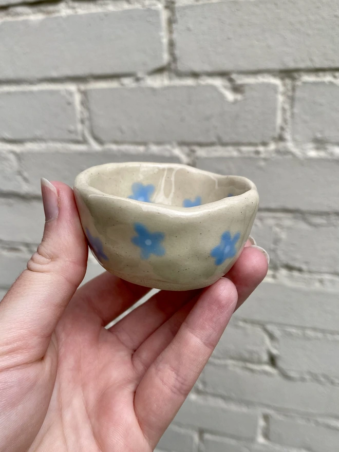 blue flower trinket bowl