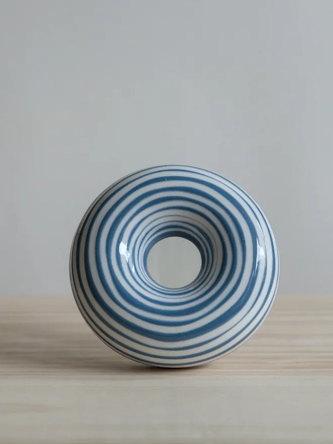 Avocado Planter Blue & Irregular Circles