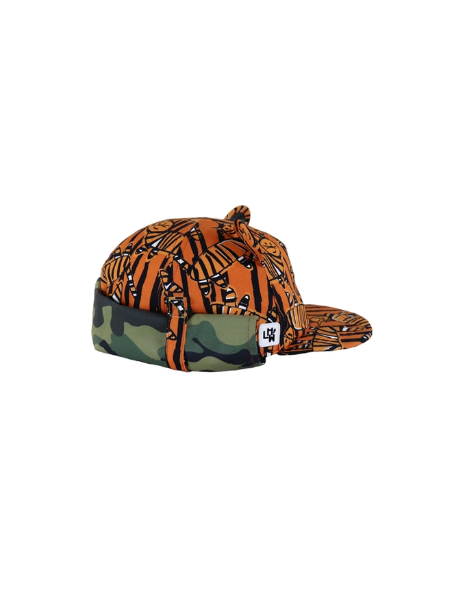 Kids baseball sun hat in tiger print side