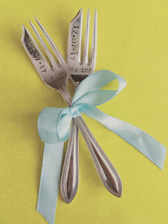 Personalised Pair Of Wedding Cake Forks (Set Of 2)