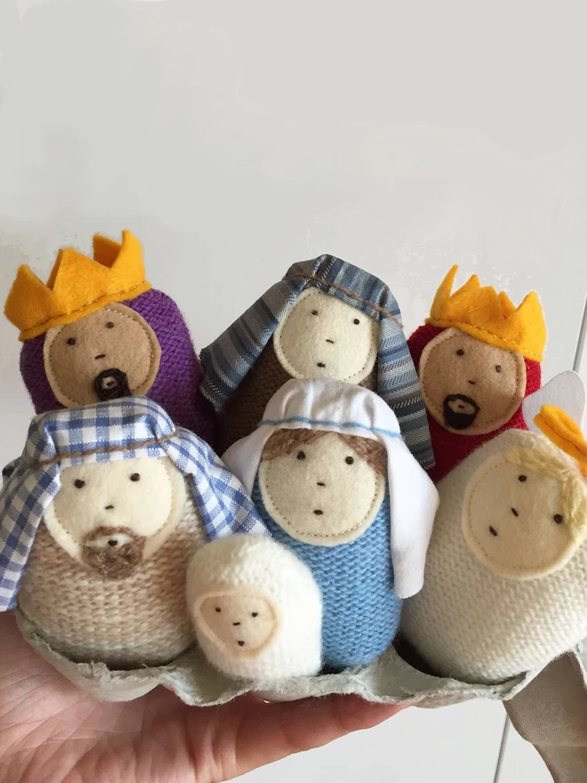 Knitted Nativity People in Egg Box