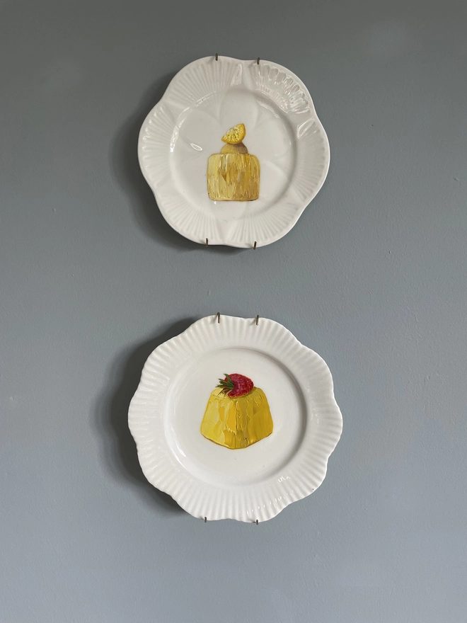 yellow plate display