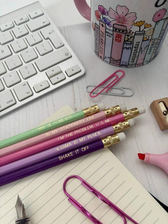 Swiftie Pencil Set (5 HB Pencils)