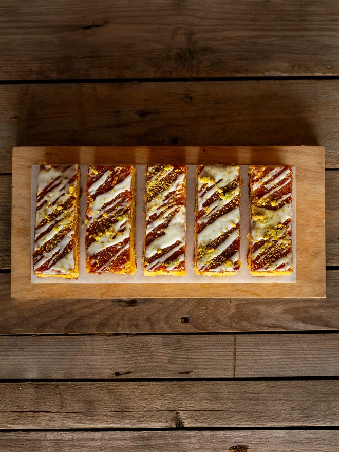5 slices of orange and polenta cake