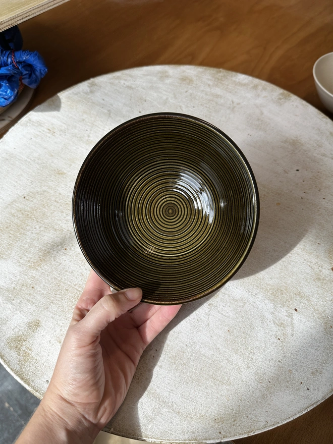 Noriko ridged bowl