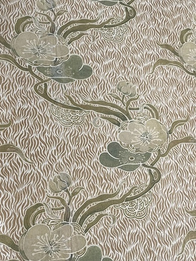 Nouveau Blossom Gold Wallpaper
