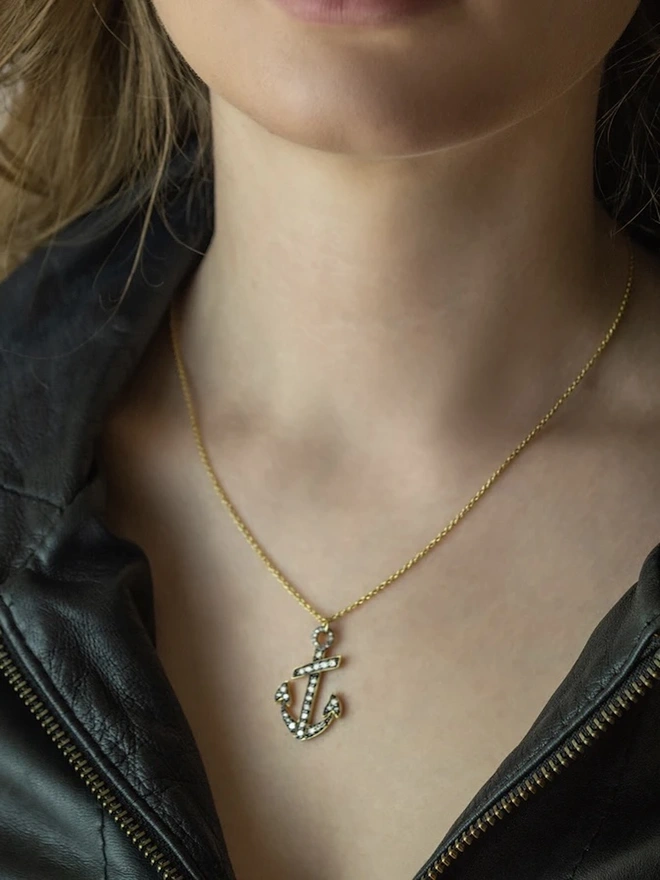 Hazel Pendant - Large Anchor Pendant