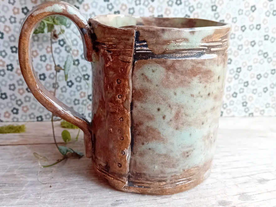 brown 'moth er' mug