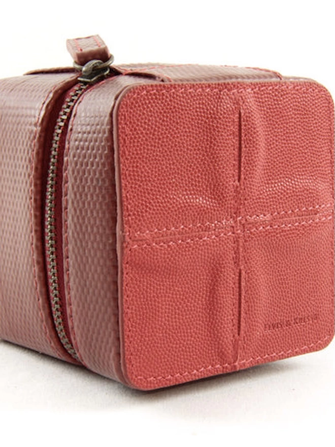 Fire & Hide Medium Box