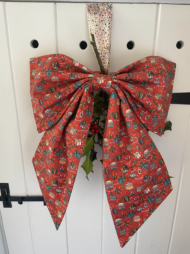 House of Gifts Liberty Print Christmas Bow Decoration