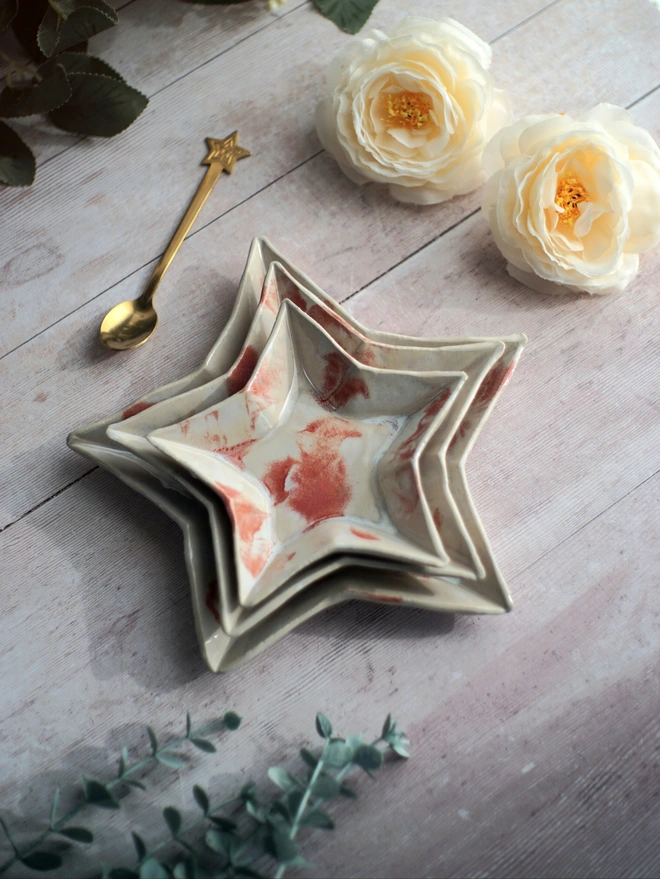 star plates, star nesting plates, ceramic star plates, Jenny Hopps Pottery, ceramic gifts