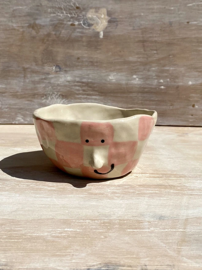 rose checkerboard ceramic pot - front