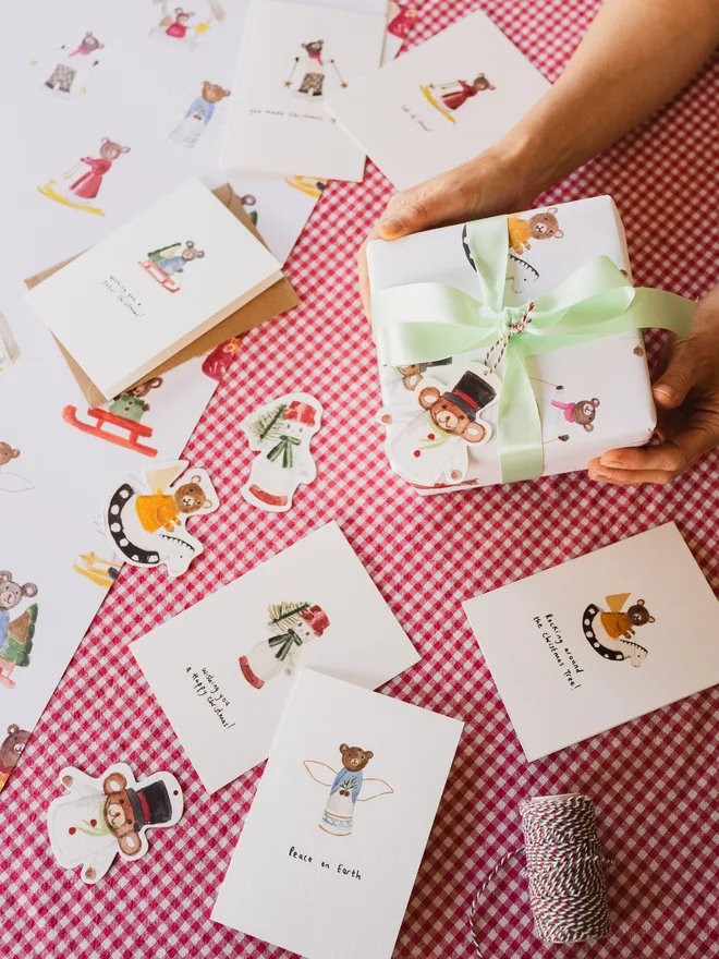 Bear Christmas Wrapping Paper 