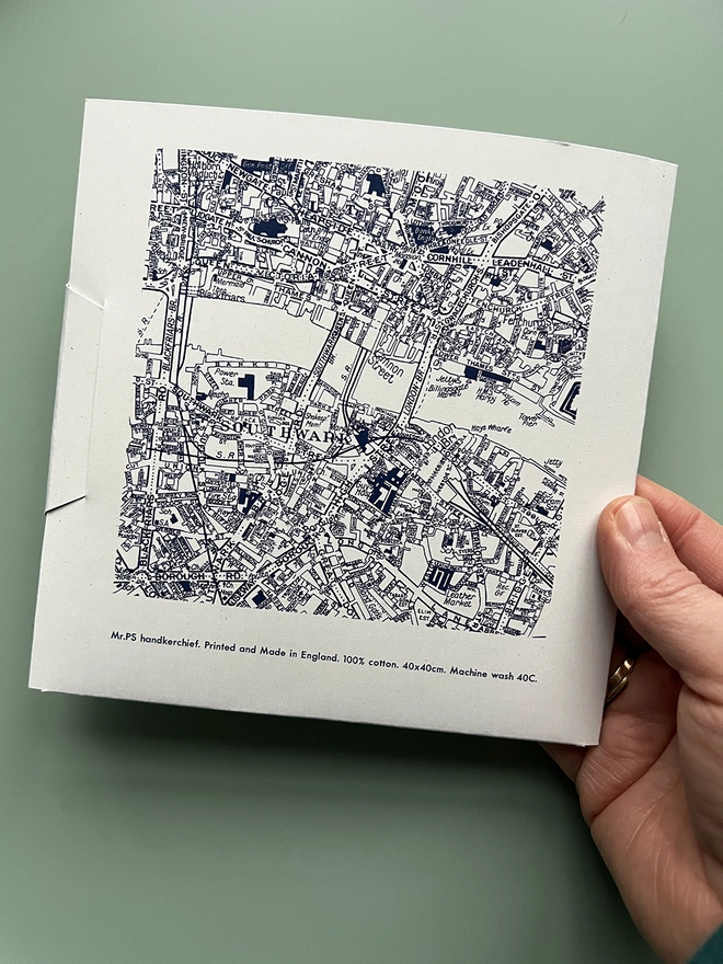 The back of the Mr.PS map handkerchief packet