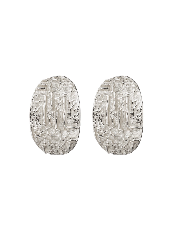 Faded Grandeur Stud Earrings silver