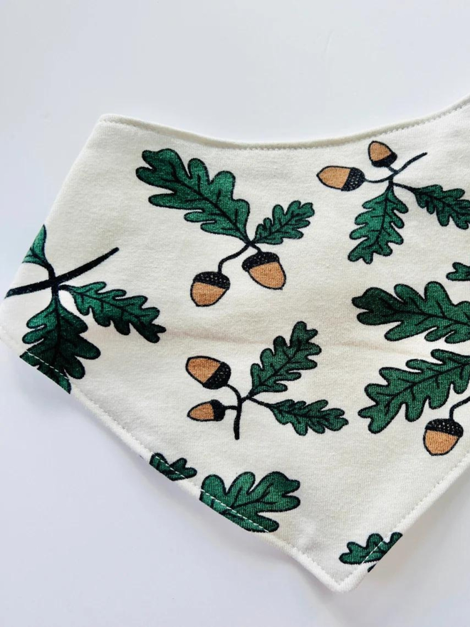 Cream 'Little Acorn' Organic Cotton Dribble Bib