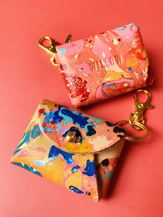pink keyring purse 