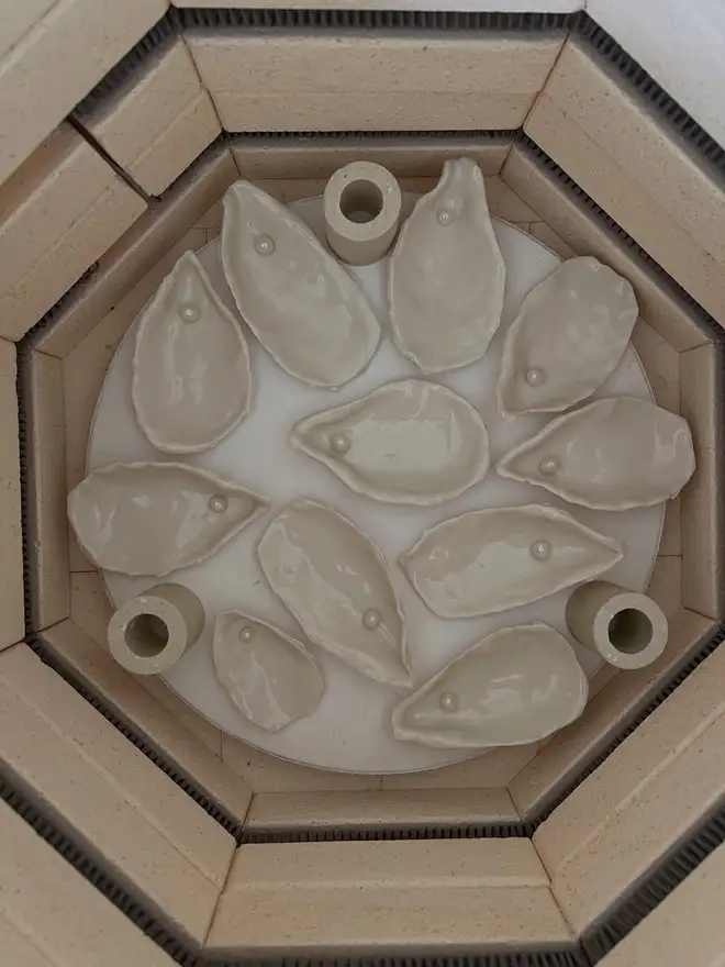 porcelain oyster dishes