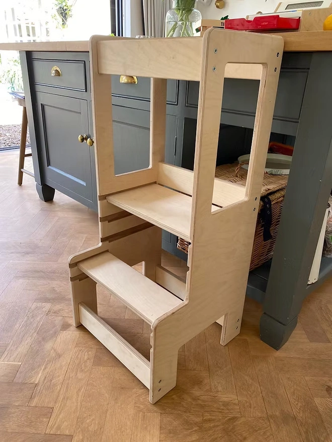 Helper Bear (Adjustable Play Tower)