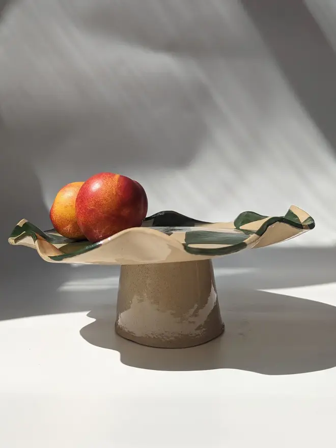 Green Wavy Check Pedestal