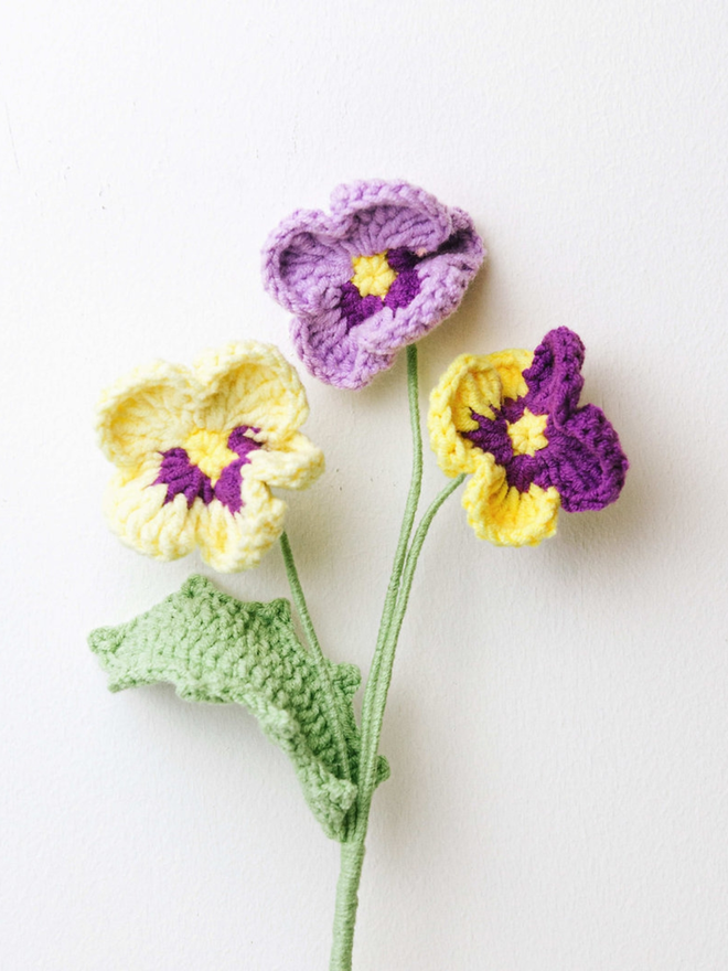 pansy crochet stem