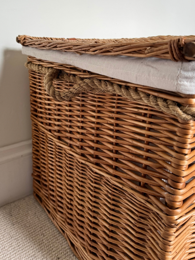 Extra large wicker chest hamper