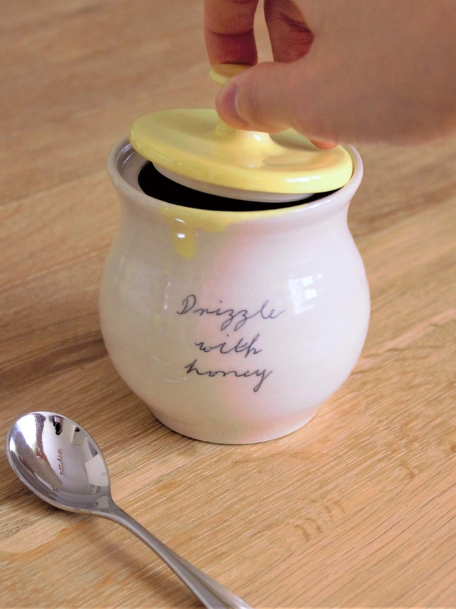 ceramic honey pot with lid