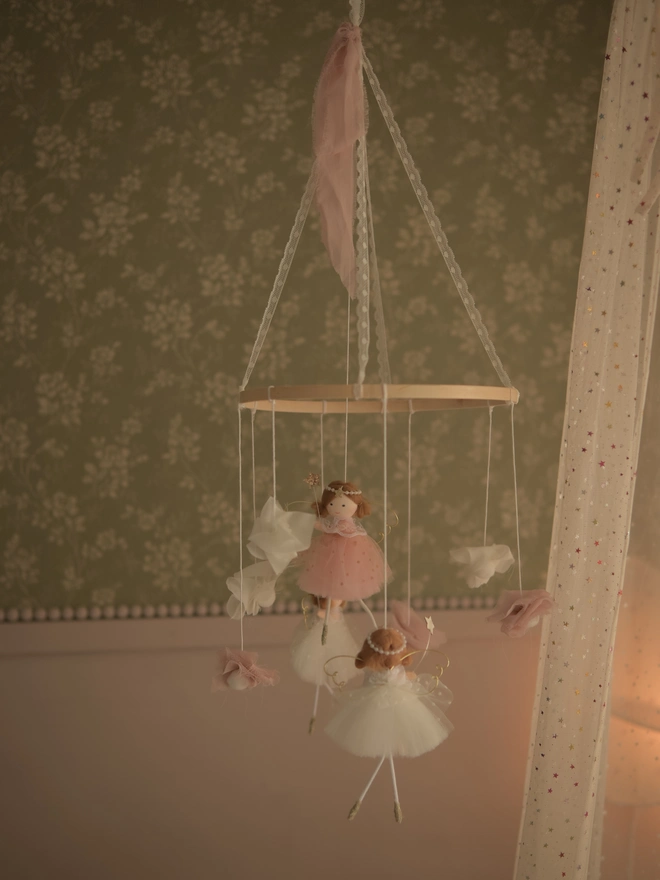 Felt fairy mobile, fairy mobile, crib mobile, nursery décor, baby girl gift, pastel nursery, magical nursery, woodland nursery décor.